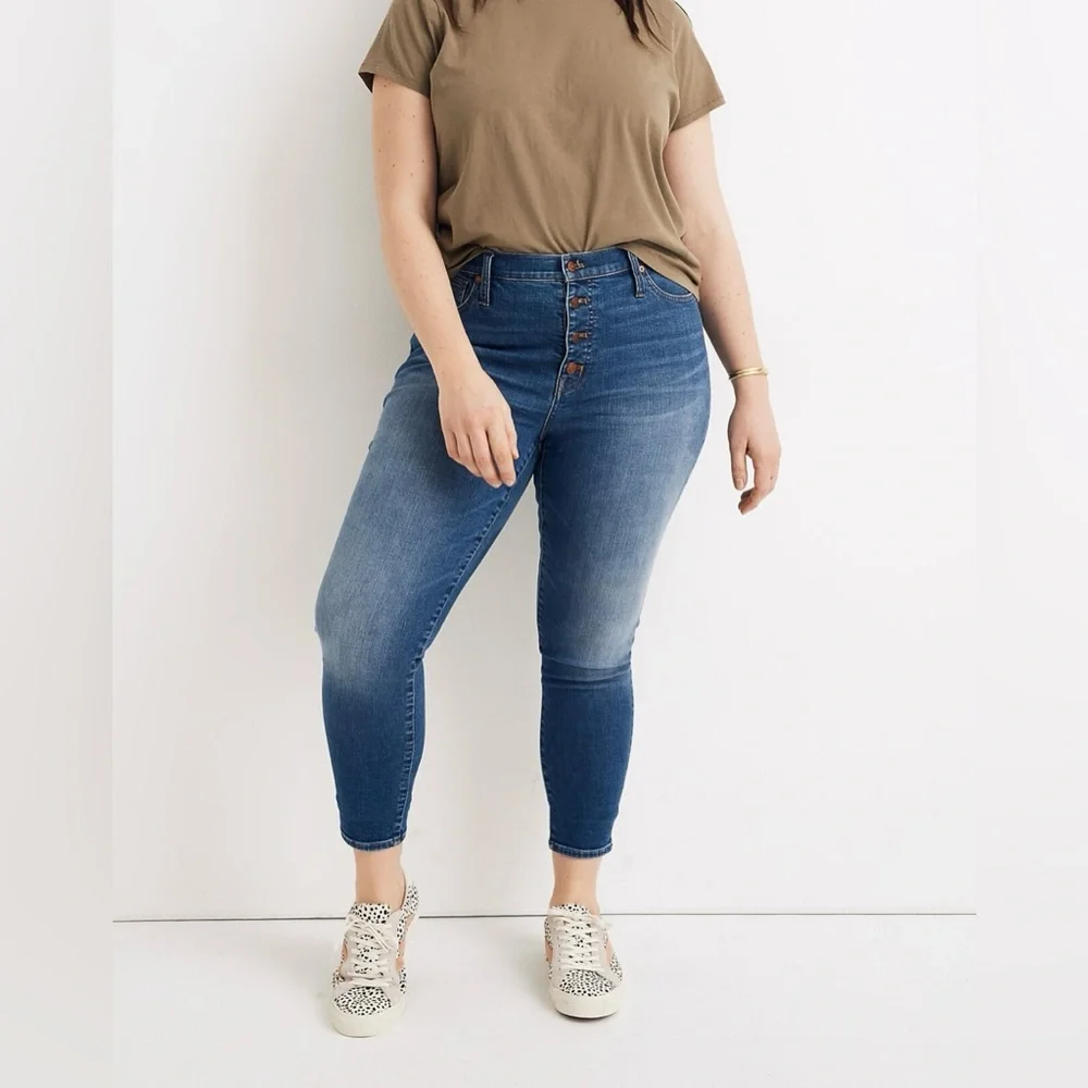 NWOT Madewell 9" Mid-Rise Skinny Crop Jeans: Button-Front TENCEL™ Denim Edition - Picture 2 of 12